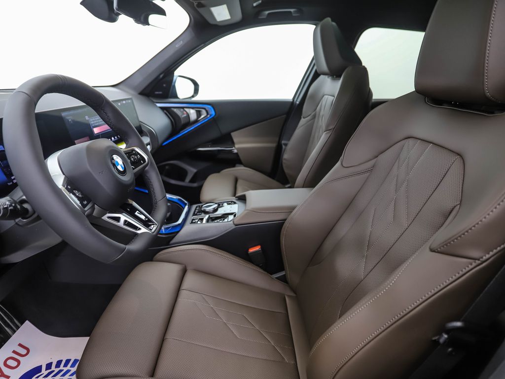 Thumbnail: 2026 BMW X3 - 12