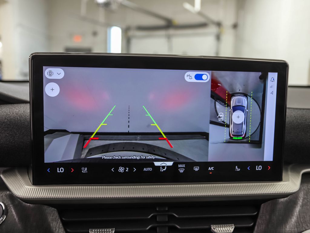 Thumbnail: 2025 Ford Explorer - 19