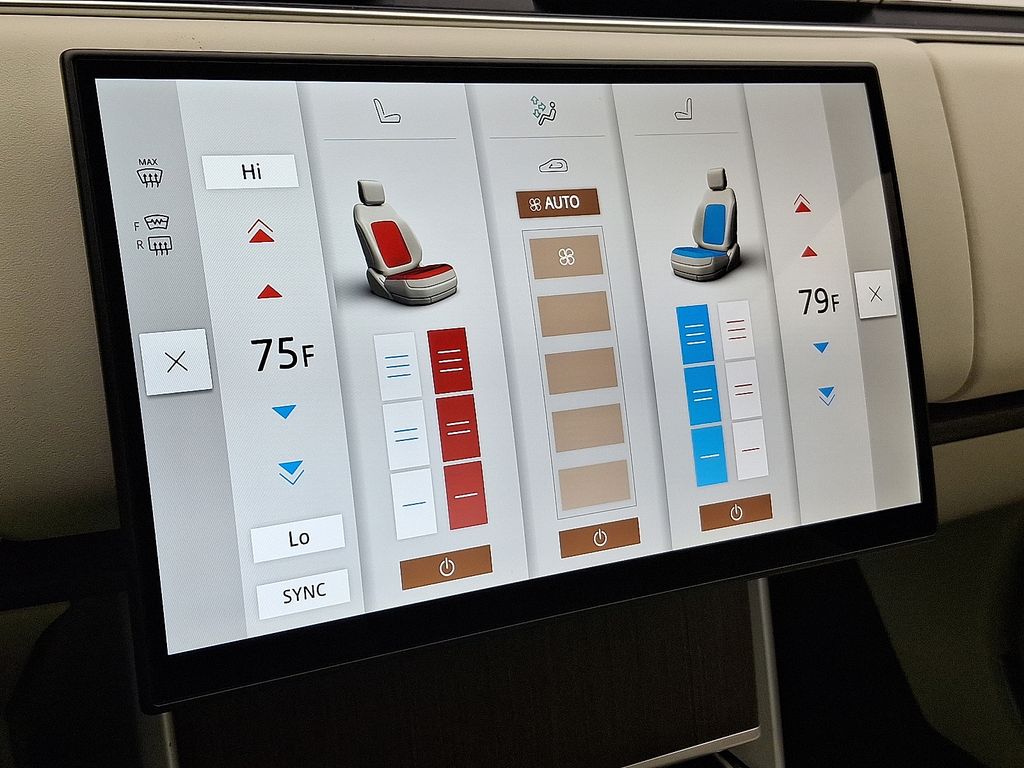 Thumbnail: 2026 Land Rover Range Rover - 14