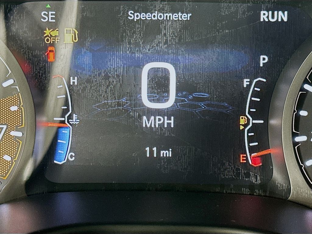 New 2026 White Jeep Latitude Altitude image 11