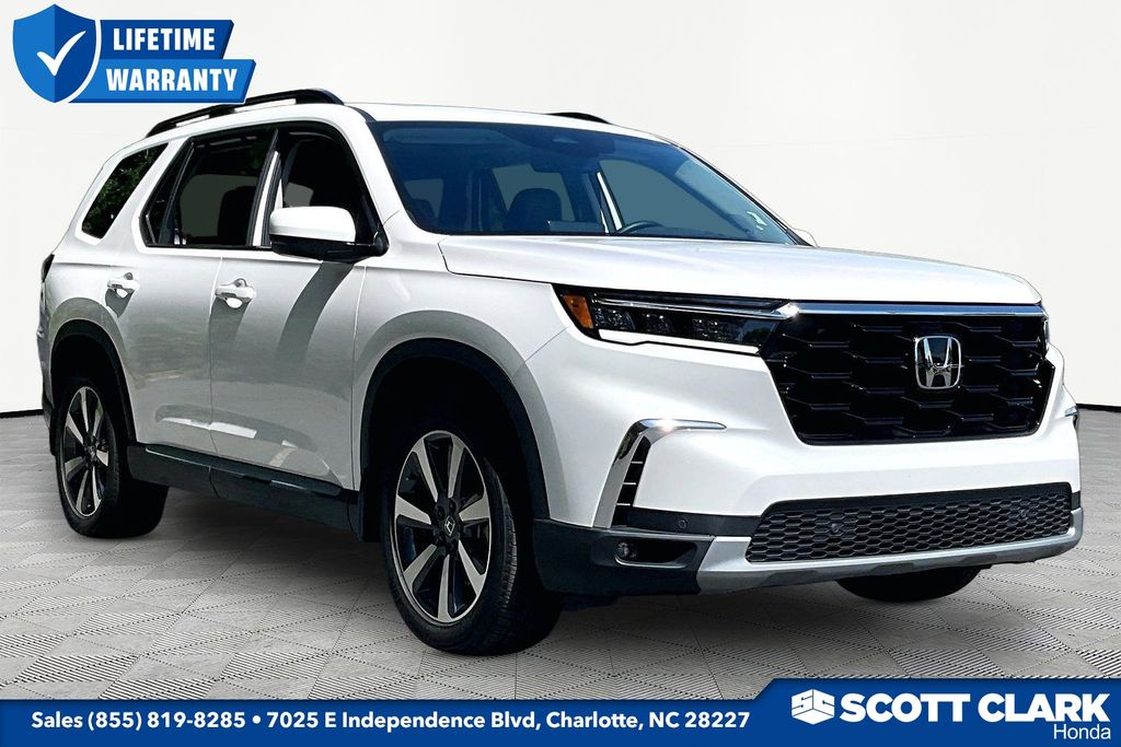 2025 Honda Pilot Touring