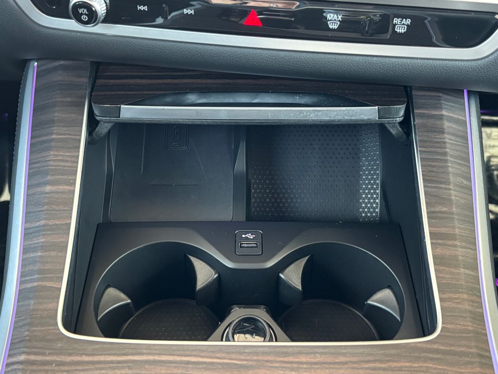 Thumbnail: 2024 BMW X5 - 16