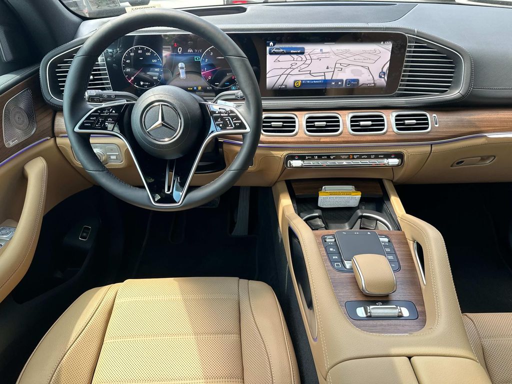 Thumbnail: 2026 Mercedes-Benz GLE - 8