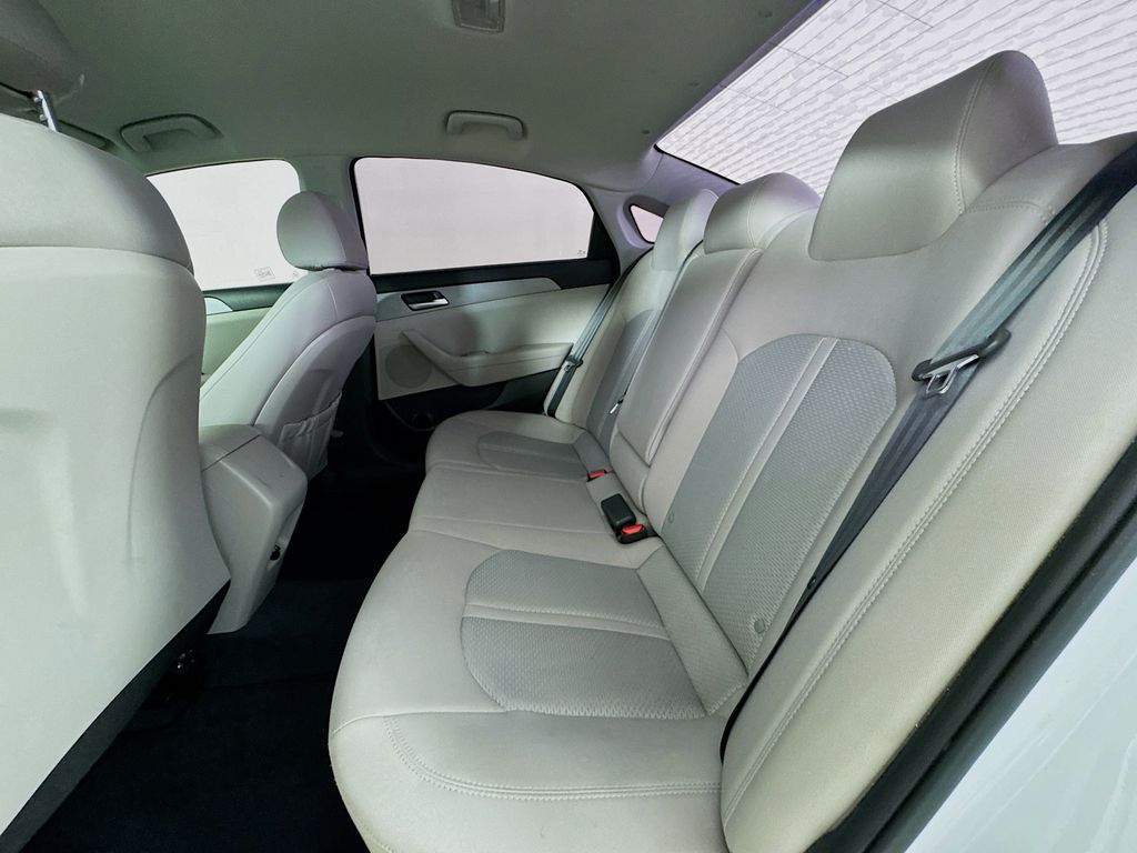 Used Car 2018 Hyundai Sonata  Se For Sale Under $15,000 In Austin, Texas