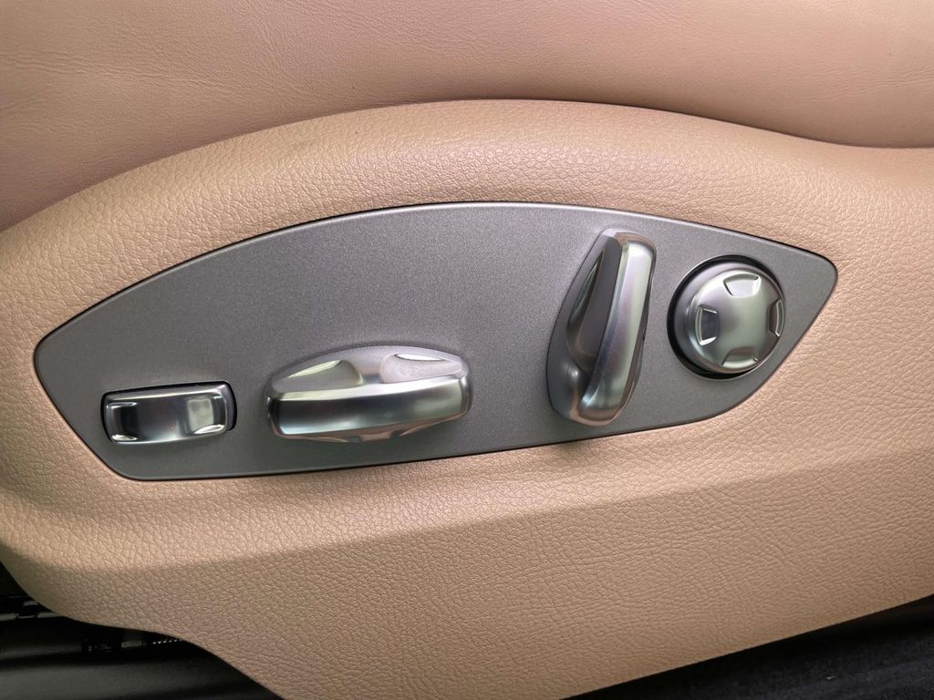 2026 Porsche Macan  Black at Audi Porsche Sewickley