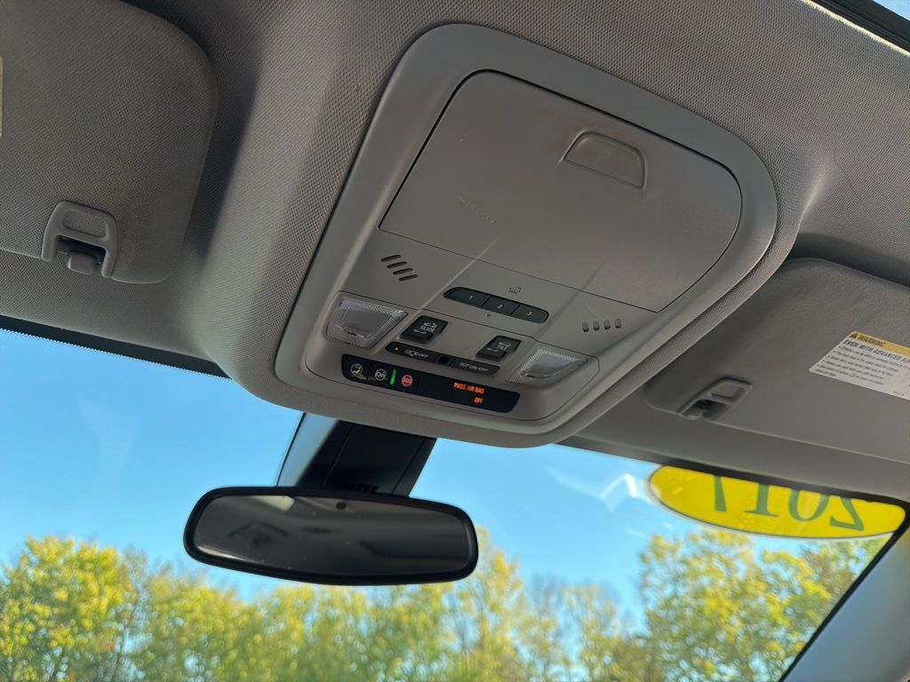 Thumbnail: 2017 GMC Acadia - 14