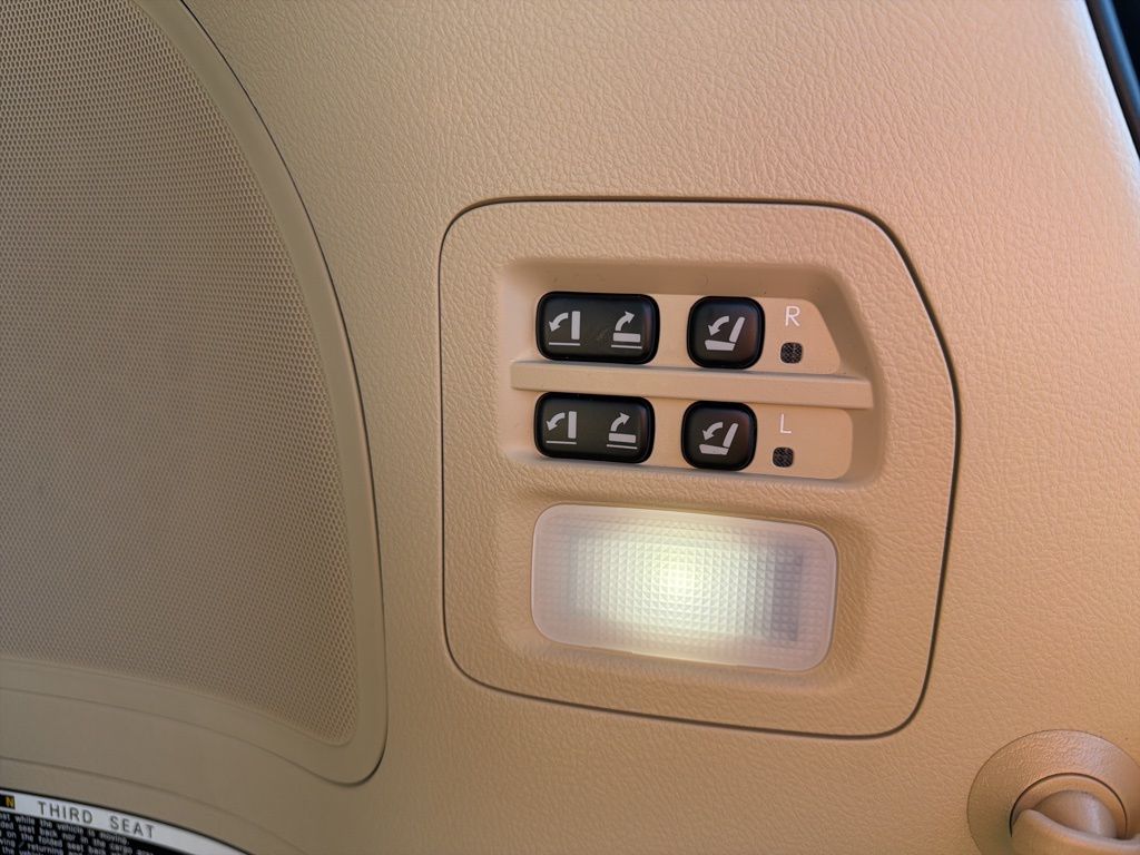 Thumbnail: 2020 Lexus LX - 26