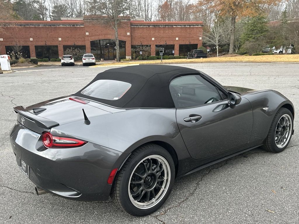 2024 Mazda MX-5 Miata Grand Touring 8