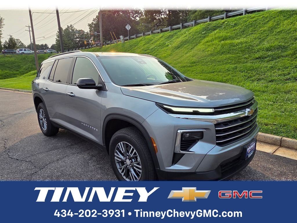 Sterling Gray Metallic 2026 Chevrolet Traverse SUV / Crossover Four-Wheel Drive 8-Speed Automatic