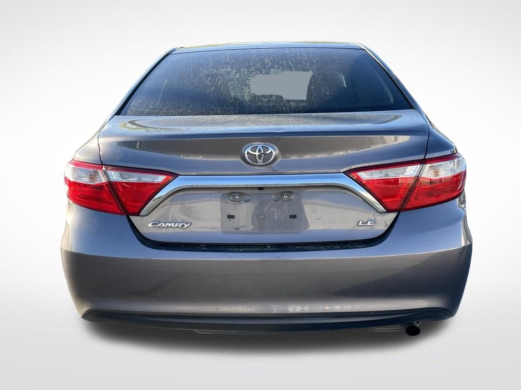 Thumbnail: 2016 Toyota Camry - 4