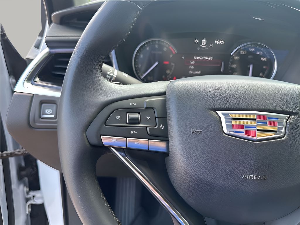 Used Car 2025 Cadillac Xt6  Luxury For Sale Under $50,000 In Austin, Texas