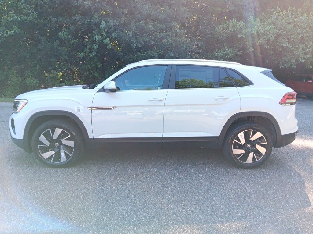 2024 Volkswagen Atlas Cross Sport 2.0T SE w/Technology 2