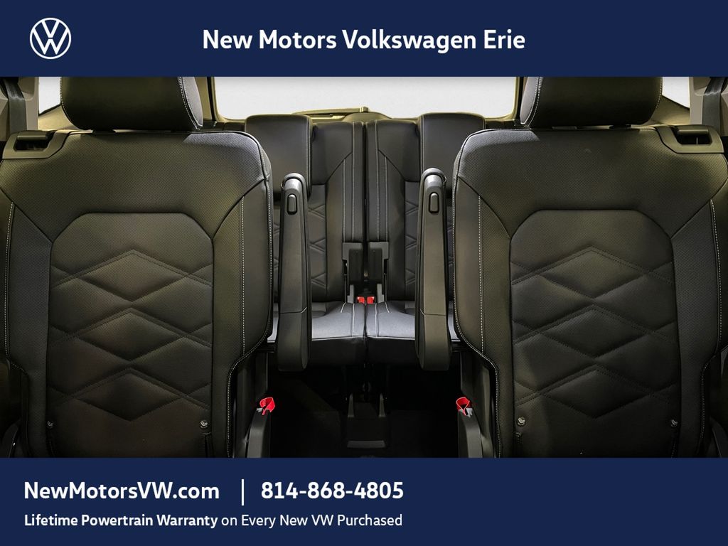 New 2026 Deep Black Pearl Volkswagen 2.0T SE w/Technology image 12