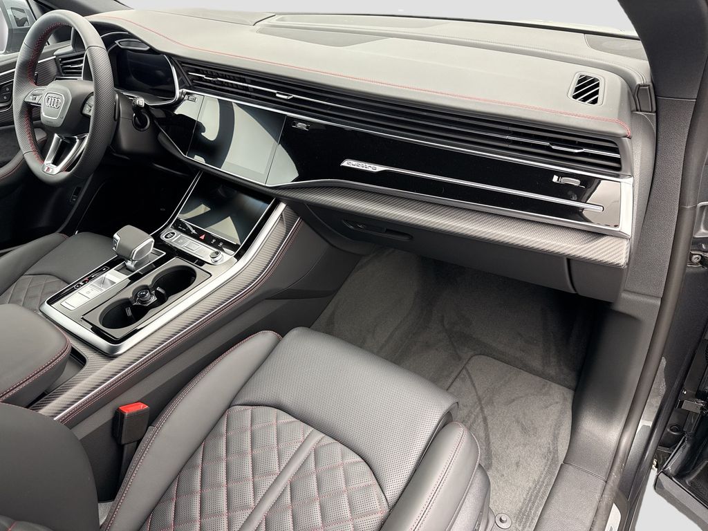 Thumbnail: 2026 Audi Q8 - 16