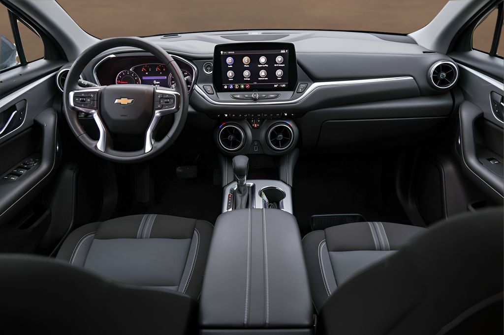 Used 2024 Gray Chevrolet LT image 23