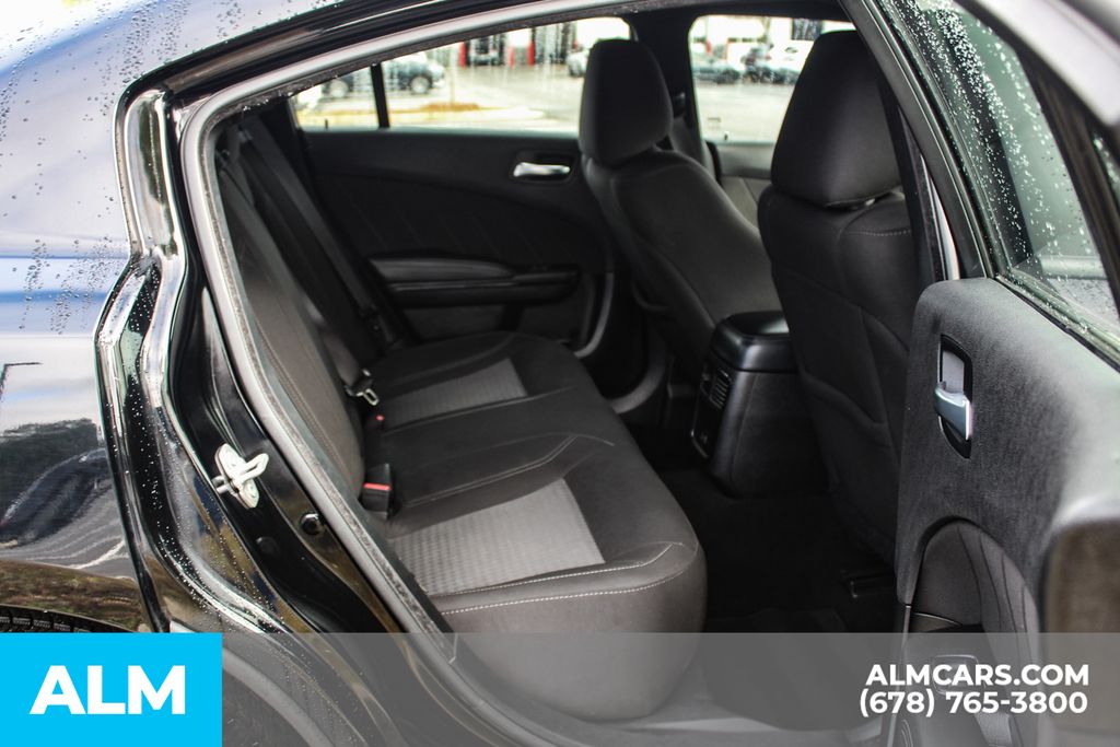 Used 2023 Black Dodge SXT image 19