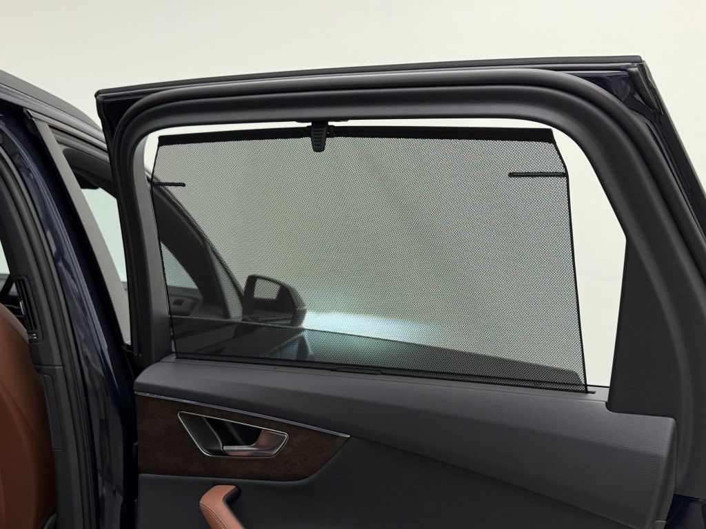 Thumbnail: 2025 Audi Q7 - 21