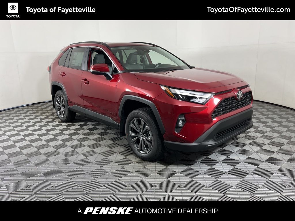 2025 Toyota RAV4 XLE Premium 6