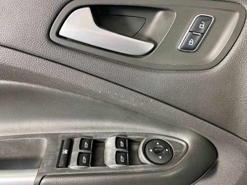 2014 Ford Escape SE photo