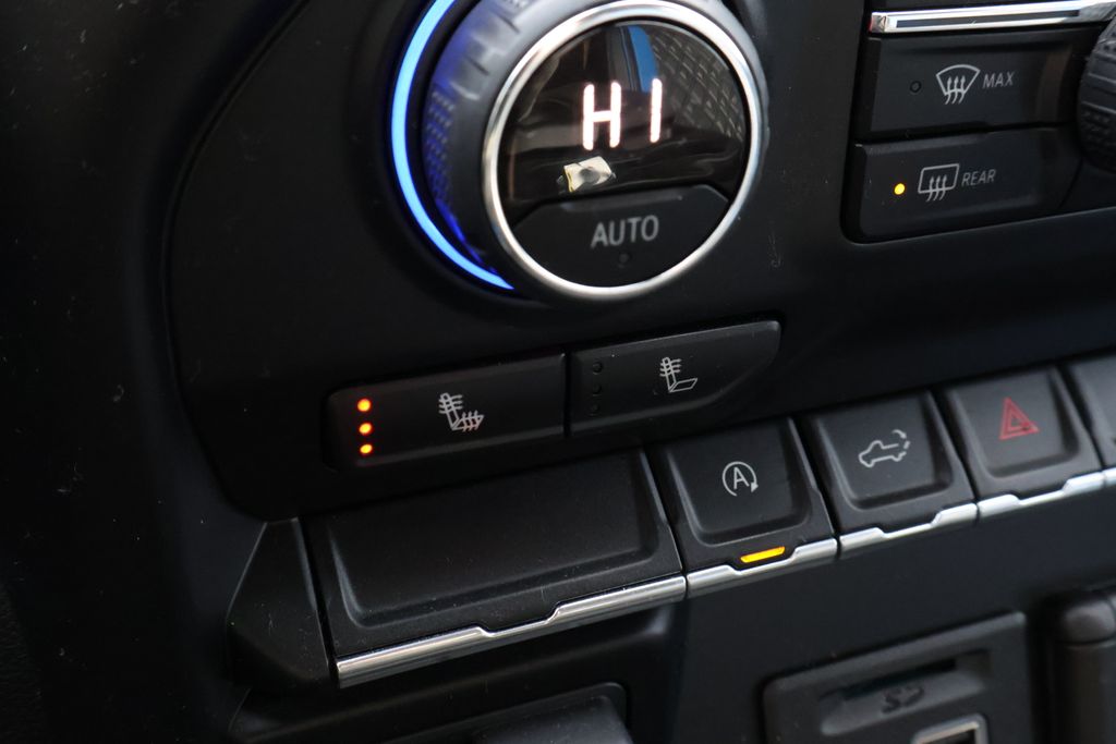 Thumbnail: 2020 Chevrolet Silverado 1500 - 27