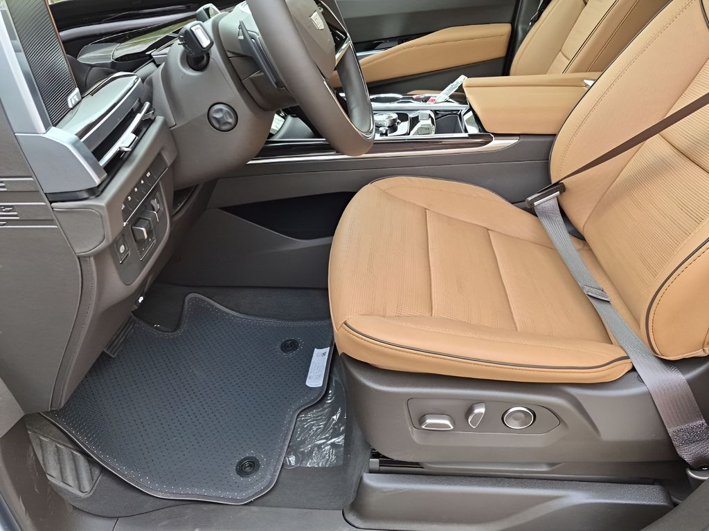 New 2026 White Cadillac Luxury image 31