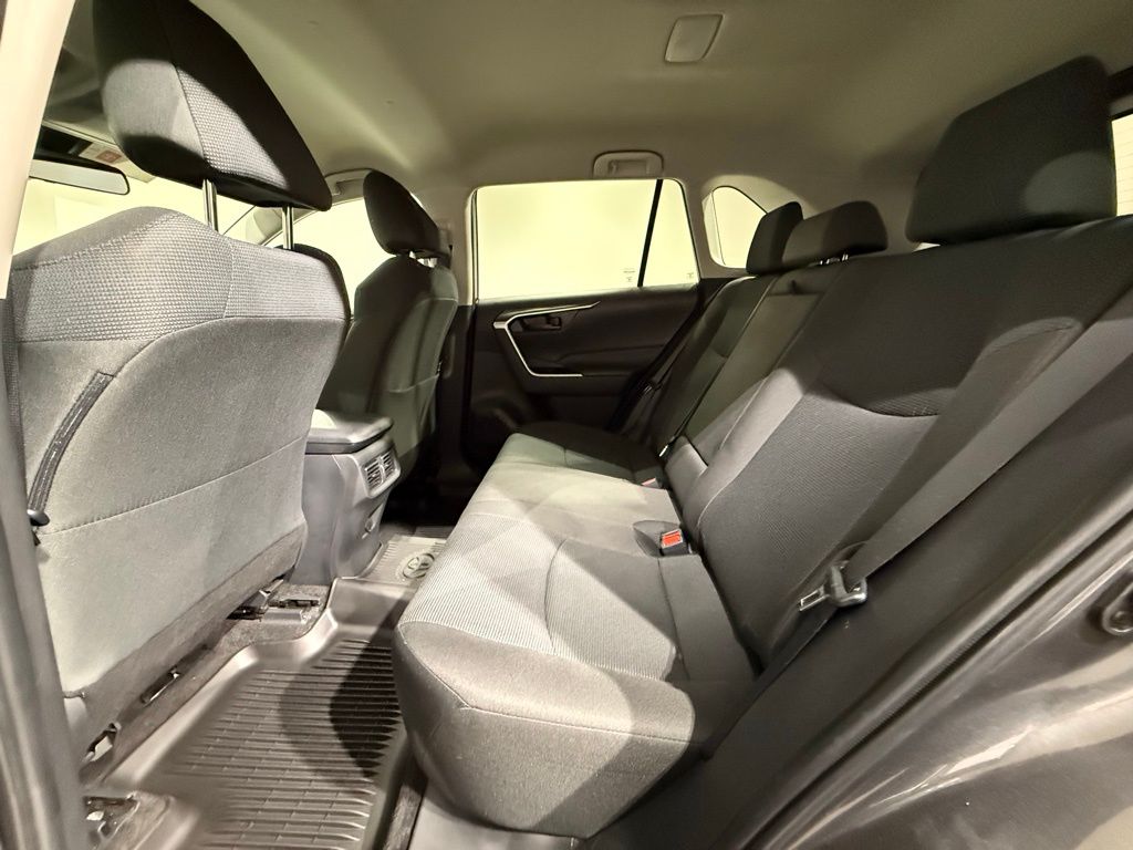 Thumbnail: 2024 Toyota RAV4 - 18