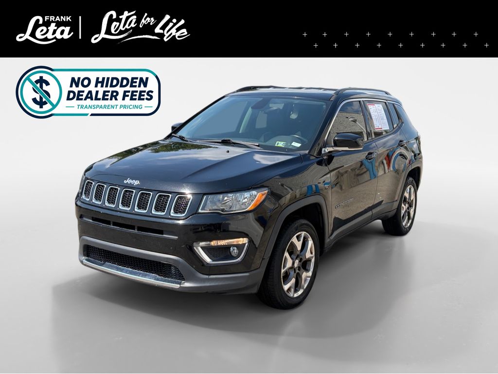 Diamond Black Crystal Pearlcoat 2018 Jeep Compass SUV / Crossover Four-Wheel Drive 9-Speed Automatic
