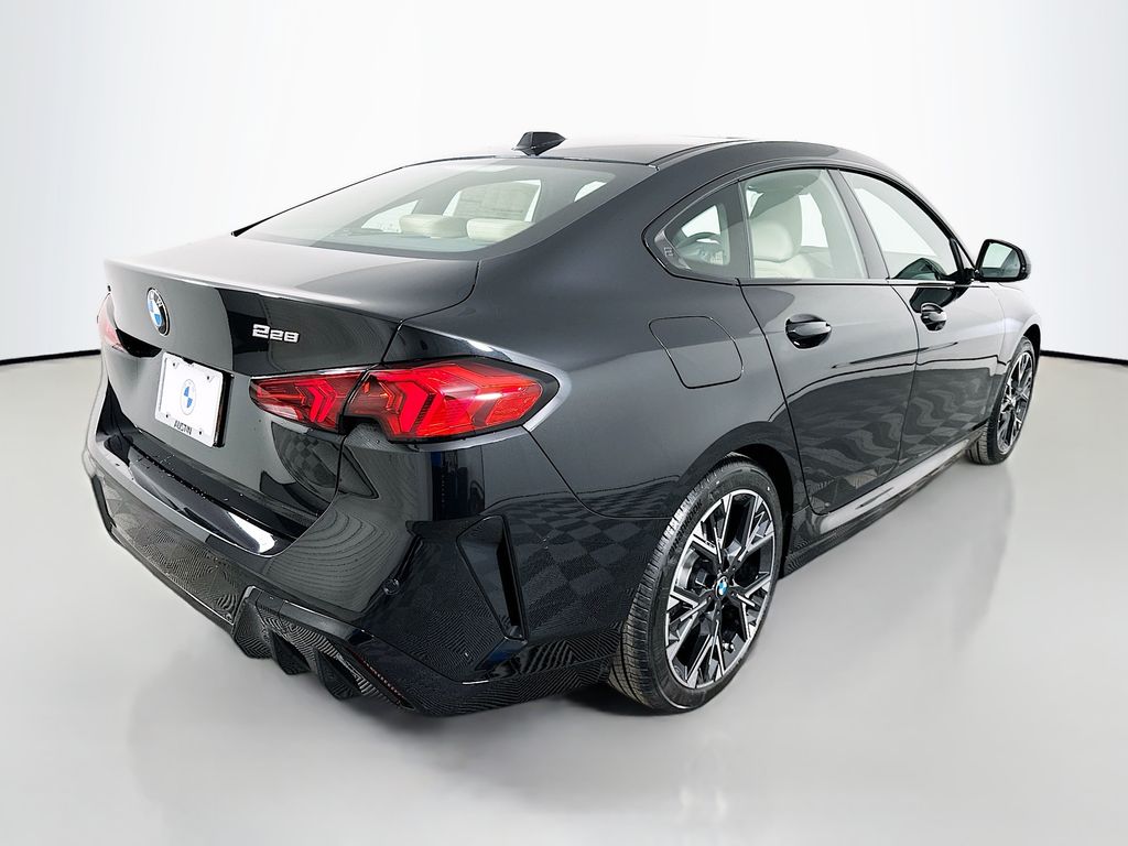 Thumbnail: 2026 BMW 2 Series - 5