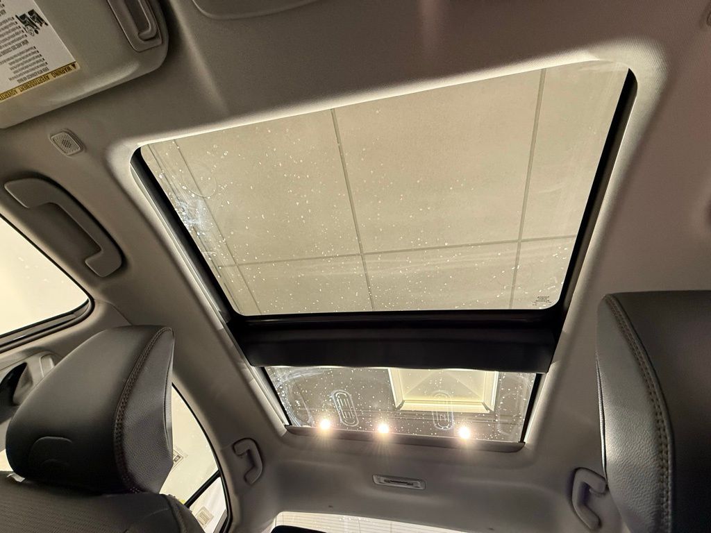 Thumbnail: 2026 Toyota Camry - 17