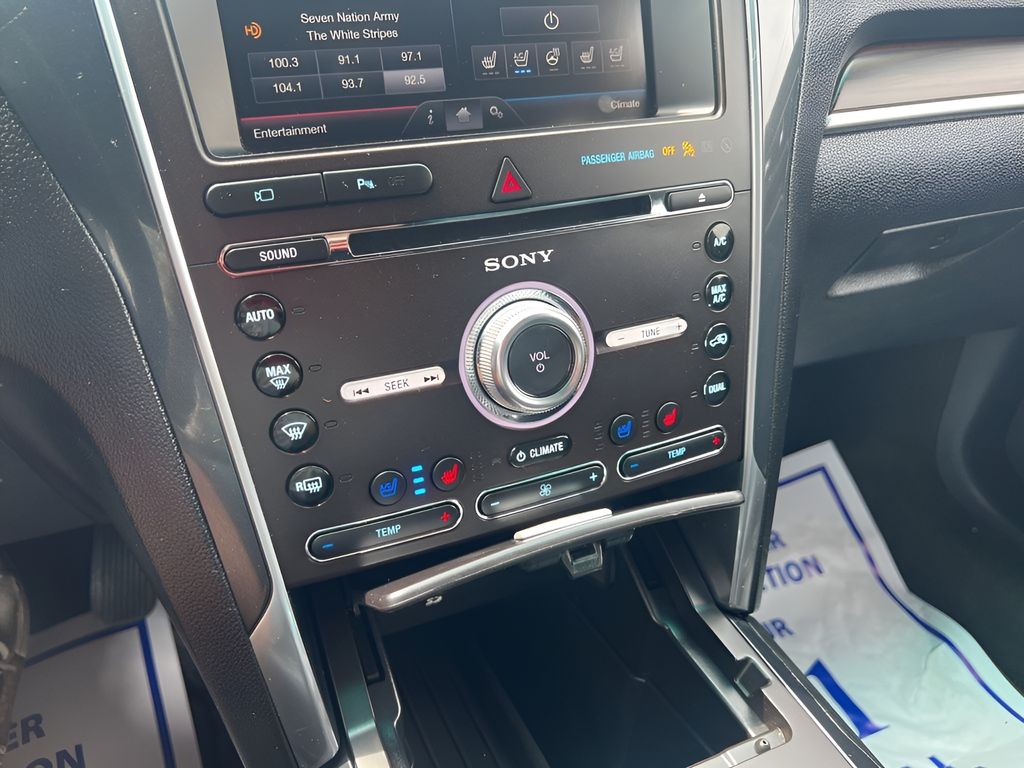 2016 Ford Explorer