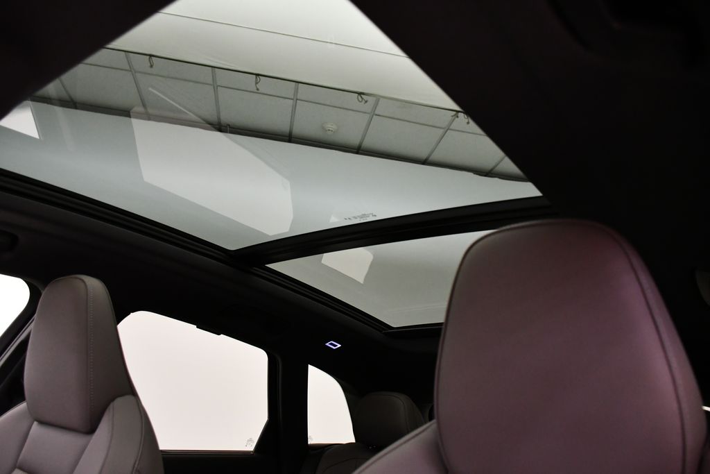 Thumbnail: 2025 Audi Q5 - 17