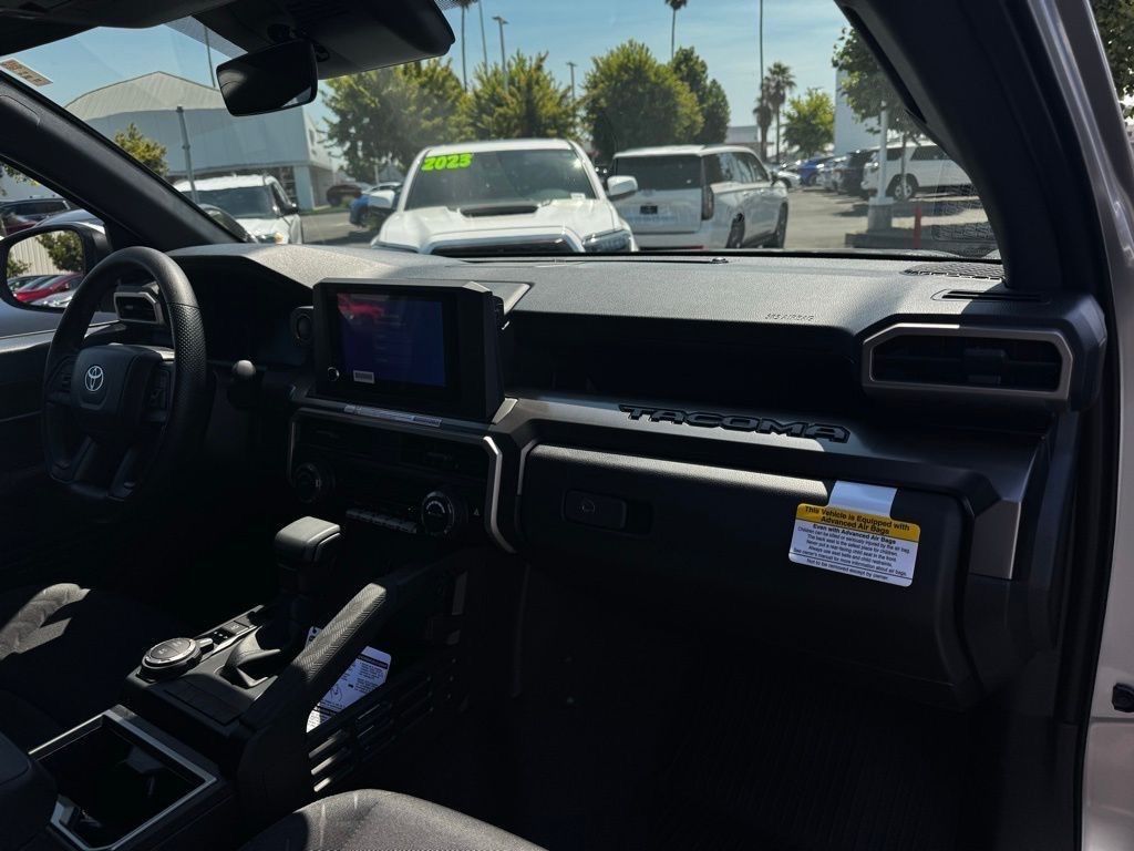 2025 Toyota Tacoma SR5 Double Cab photo 12