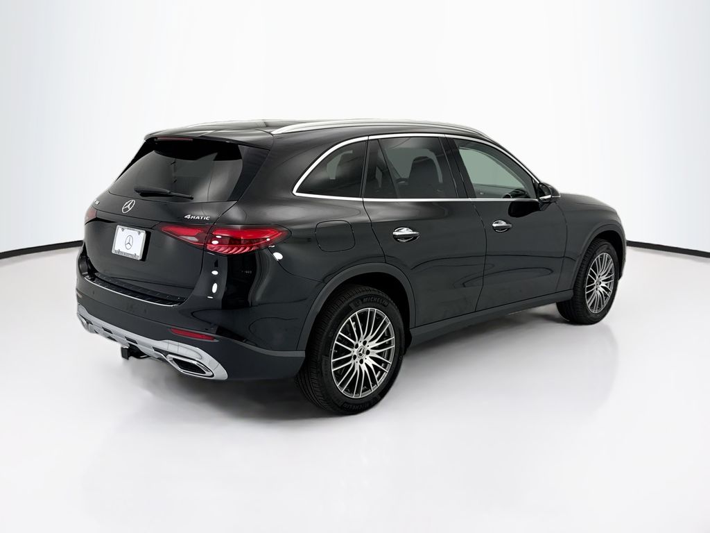 Thumbnail: 2026 Mercedes-Benz GLC - 5
