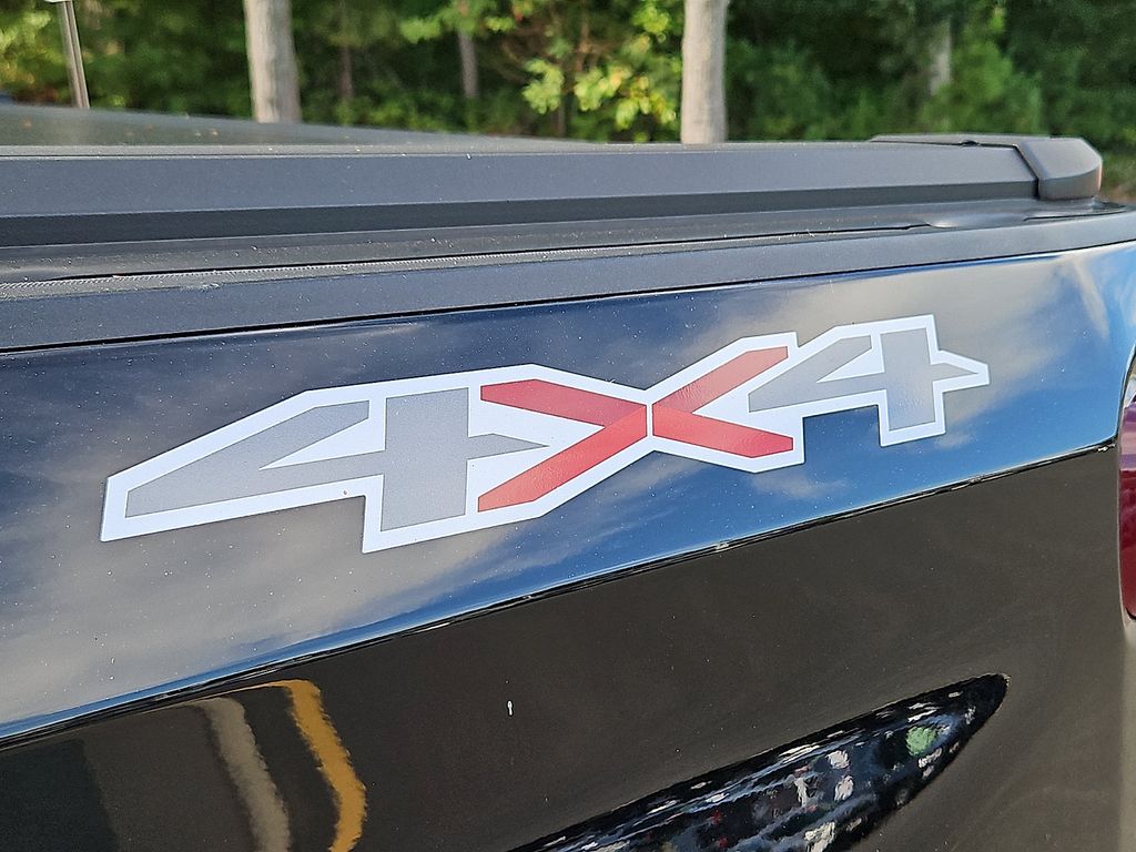 Thumbnail: 2021 Chevrolet Silverado 1500 - 28
