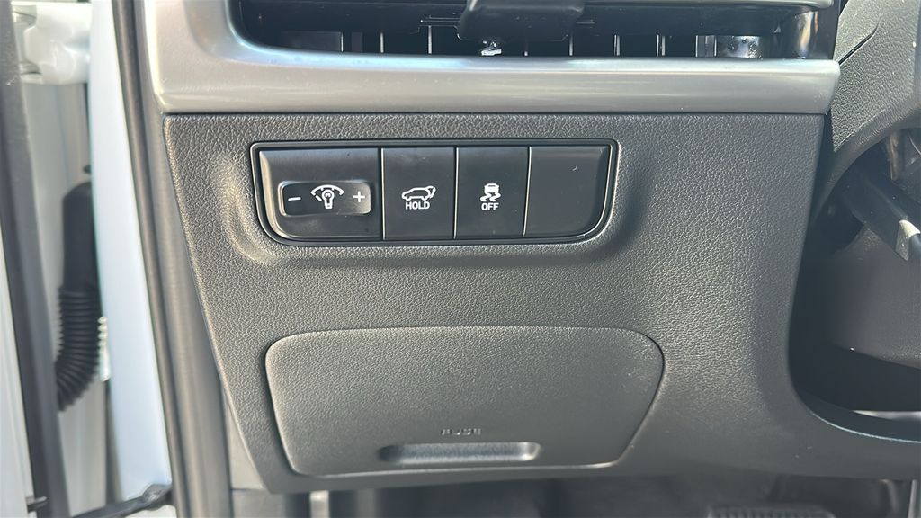 2025 Hyundai Tucson SEL White at Baytown Hyundai