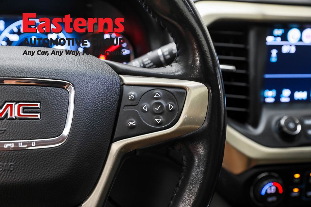 Used 2018 Red GMC Denali image 16