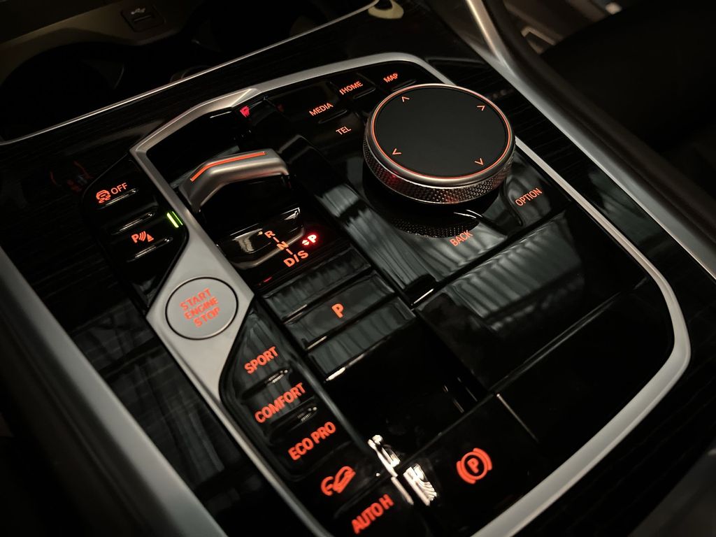 Thumbnail: 2026 BMW X6 - 20