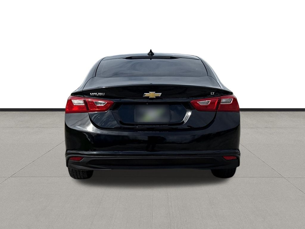 2023 Chevrolet Malibu LT - 5
