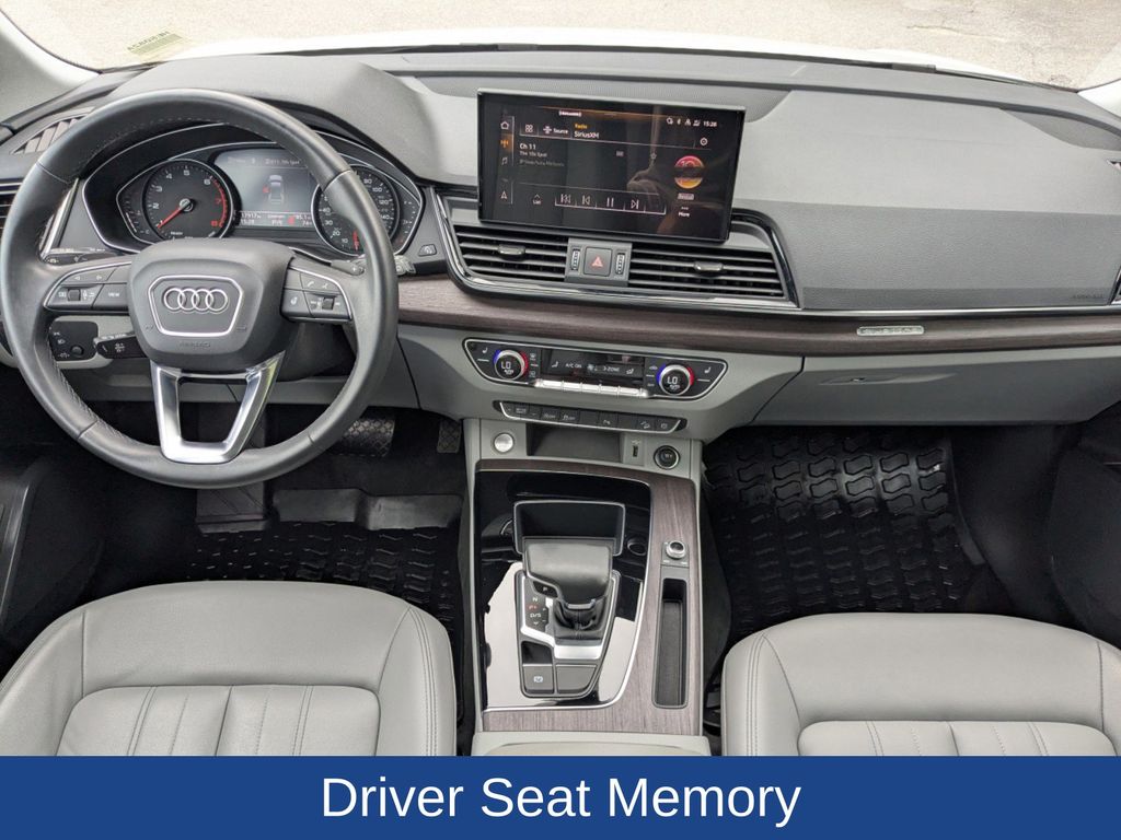 2022 Audi Q5 Premium 45 TFSI S line quattro S tronic