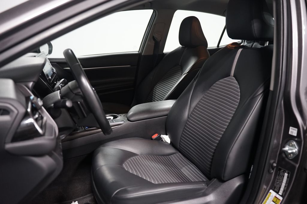 Thumbnail: 2023 Toyota Camry - 6