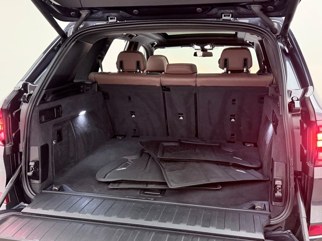 Thumbnail: 2020 BMW X5 - 31