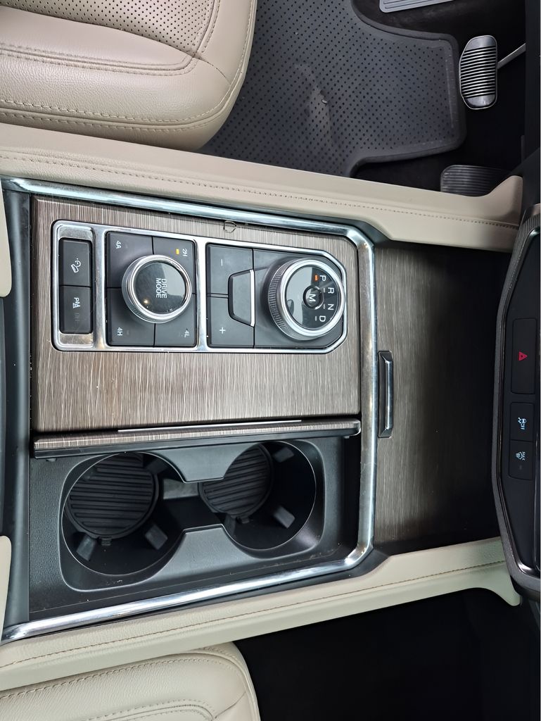 Used Car 2022 Ford Expedition Max  Limited For Sale Under $35,000 In Austin, Texas