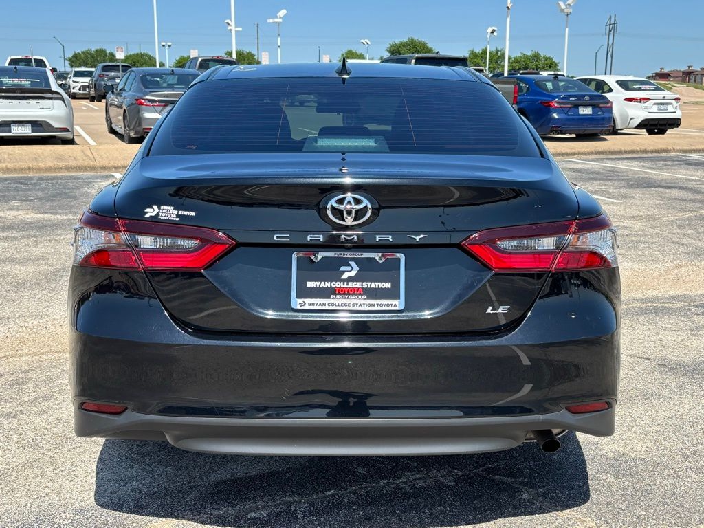 2023 Toyota Camry LE photo