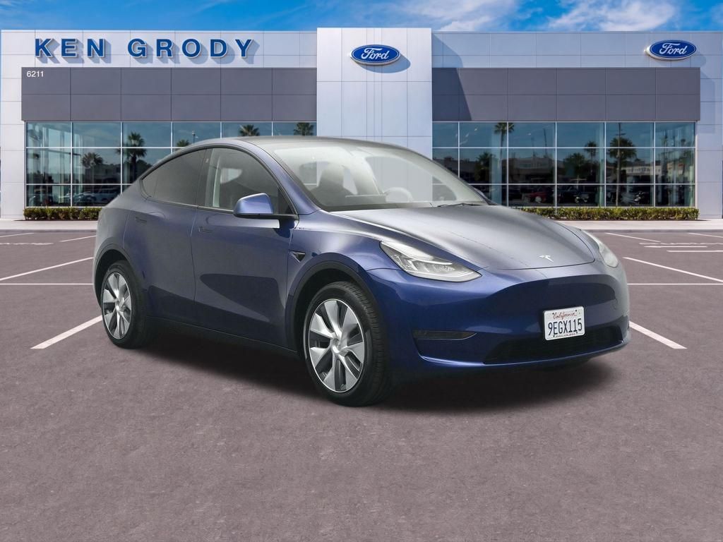 2023 Tesla Model Y Long Range AWD