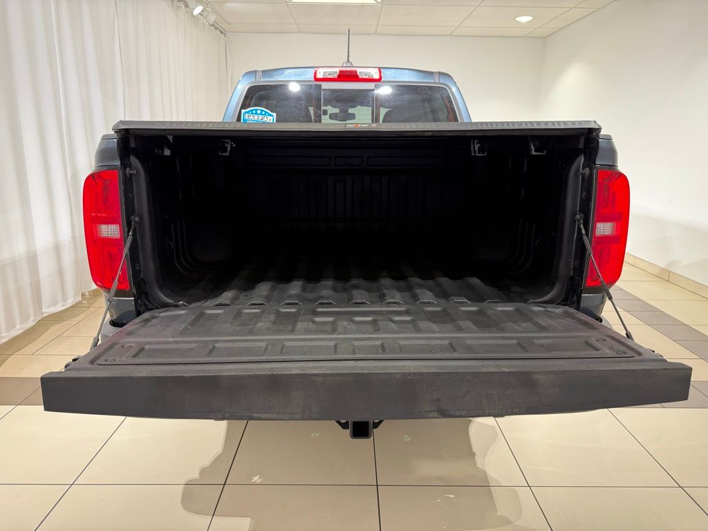 Thumbnail: 2019 Chevrolet Colorado - 6