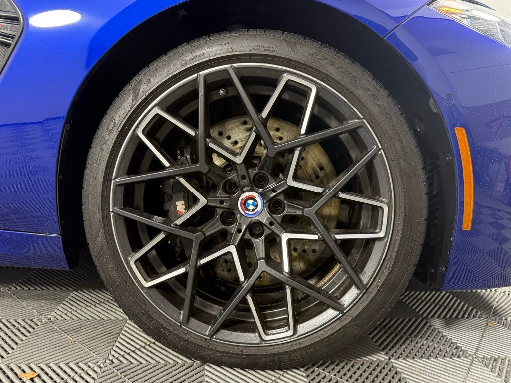 Thumbnail: 2023 BMW M8 - 10