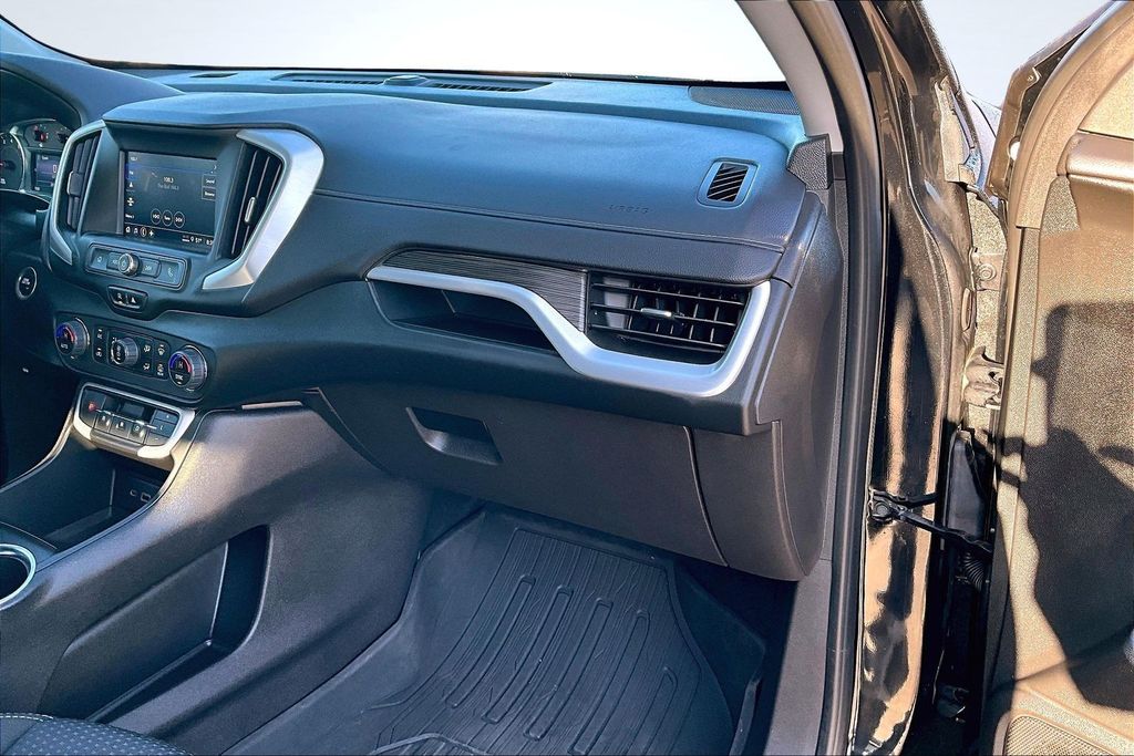 2023 GMC Terrain SLE Black at Martin Chrysler Dodge Jeep Ram