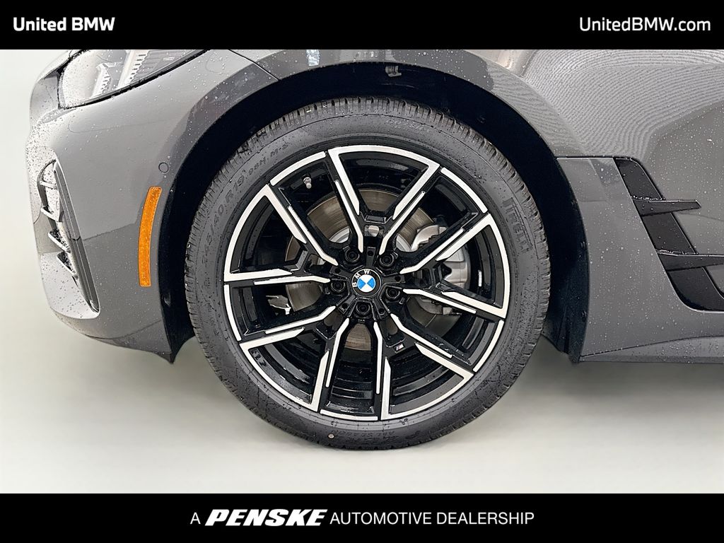 Thumbnail: 2026 BMW i4 - 2