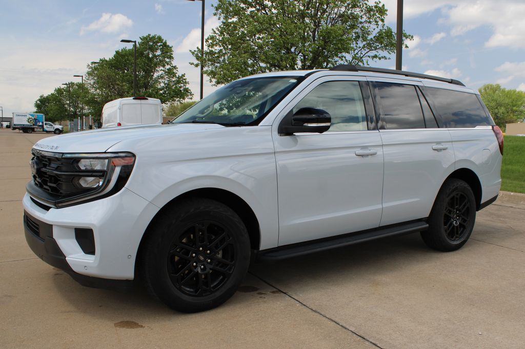 Used 2025 Ford Expedition SUV