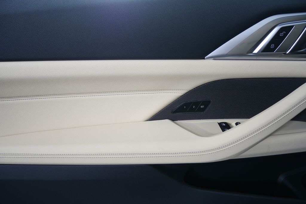Thumbnail: 2026 BMW 4 Series - 9